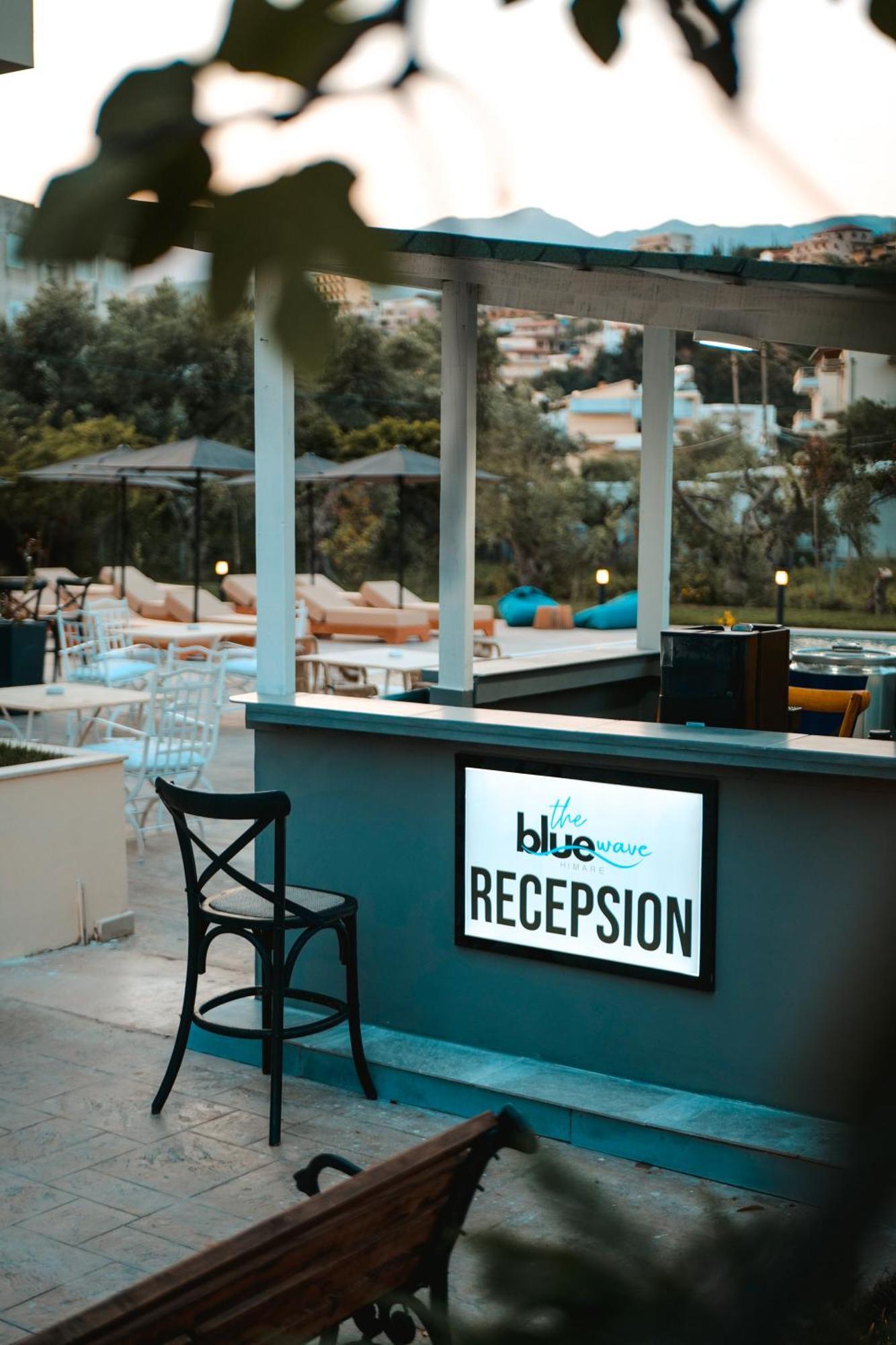 Hotel The Blue Wave