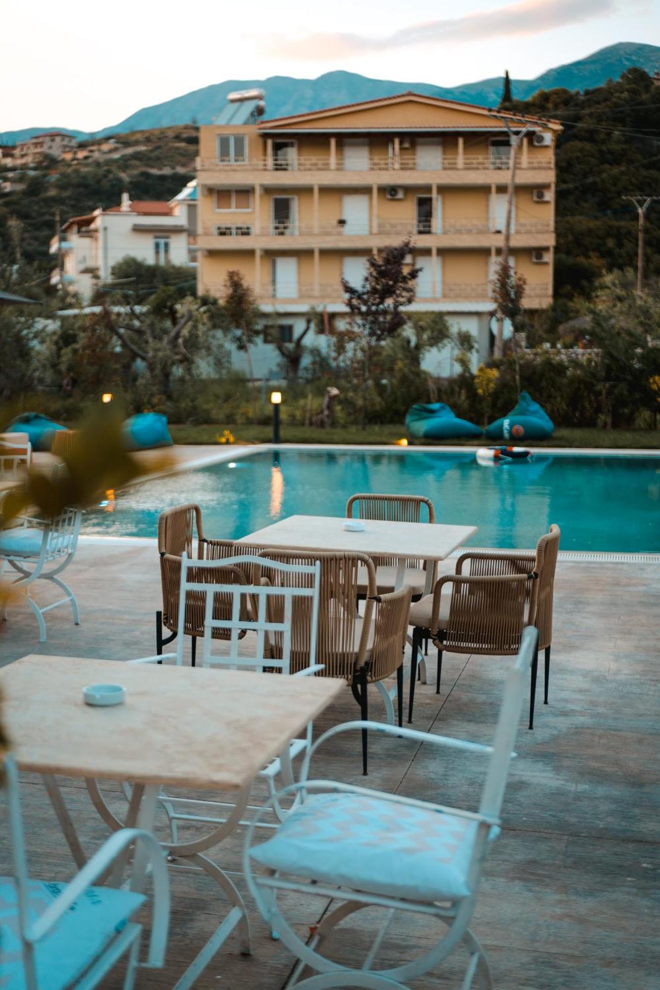 The Blue Wave Hotel 4*