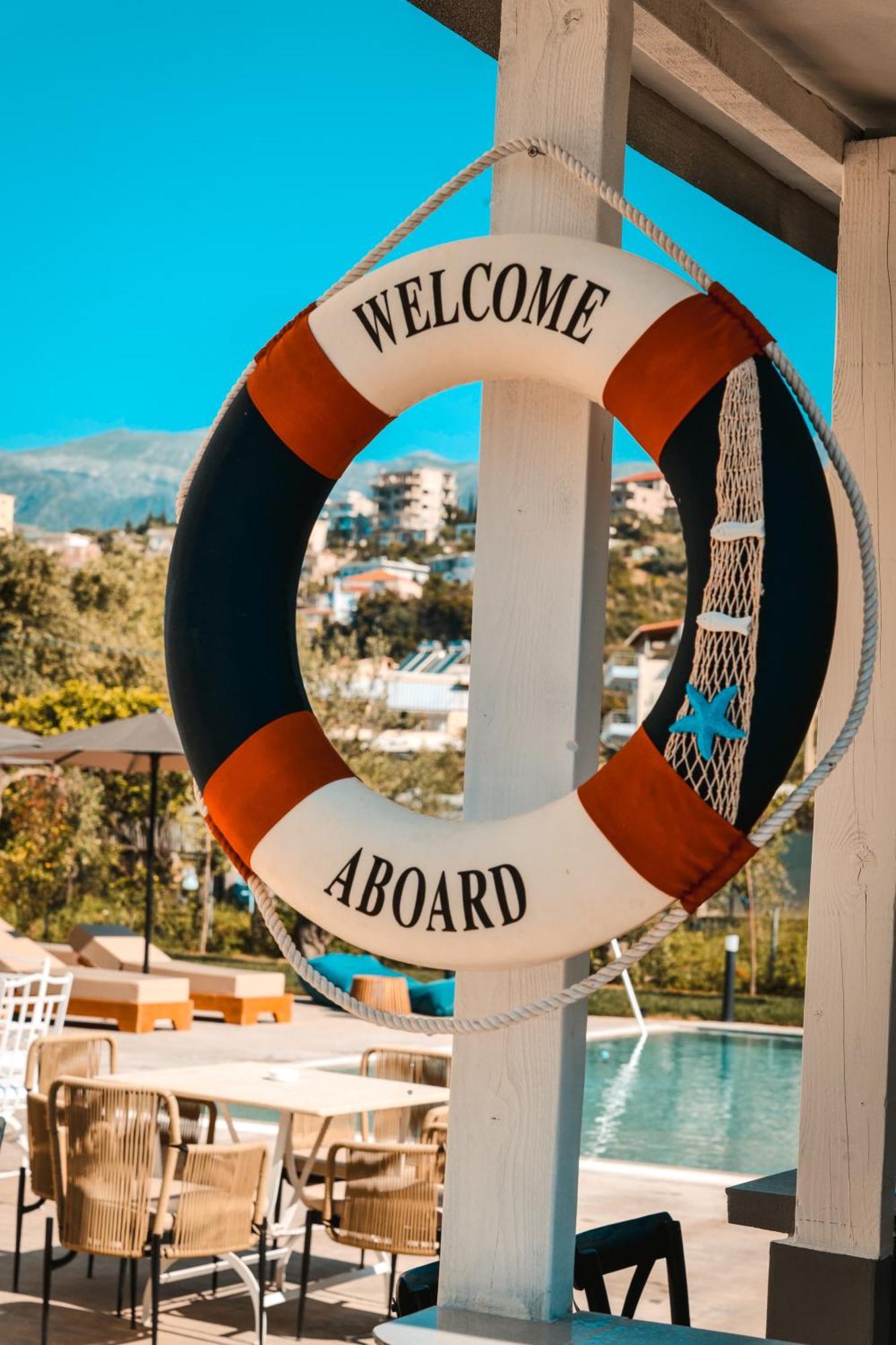 The Blue Wave Hotel 4*